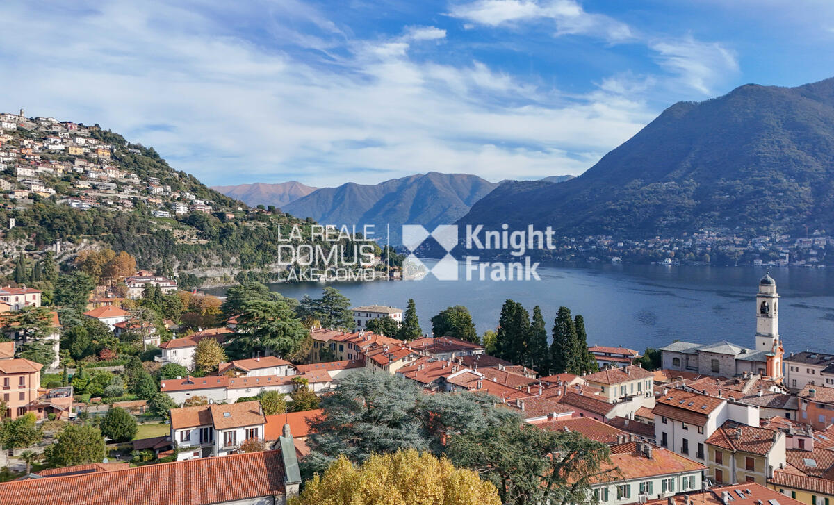 Cernobbio ultimo piano con terrazza vista lago