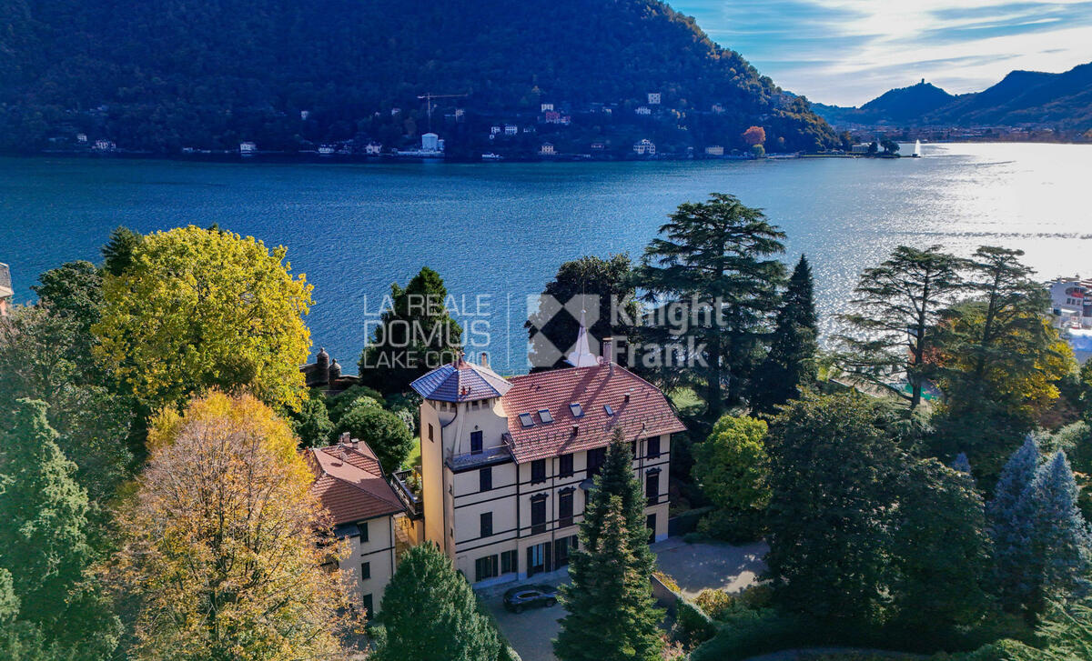 Meraviglioso appartamento in villa storica