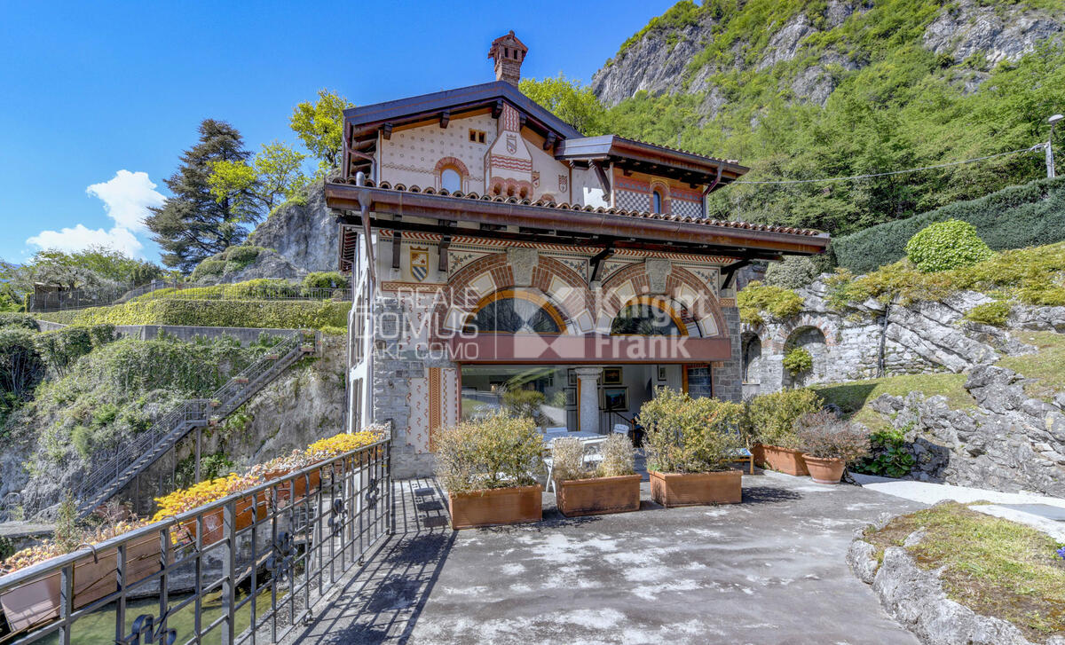 Villa Gaeta appartamento a lago con posto barca
