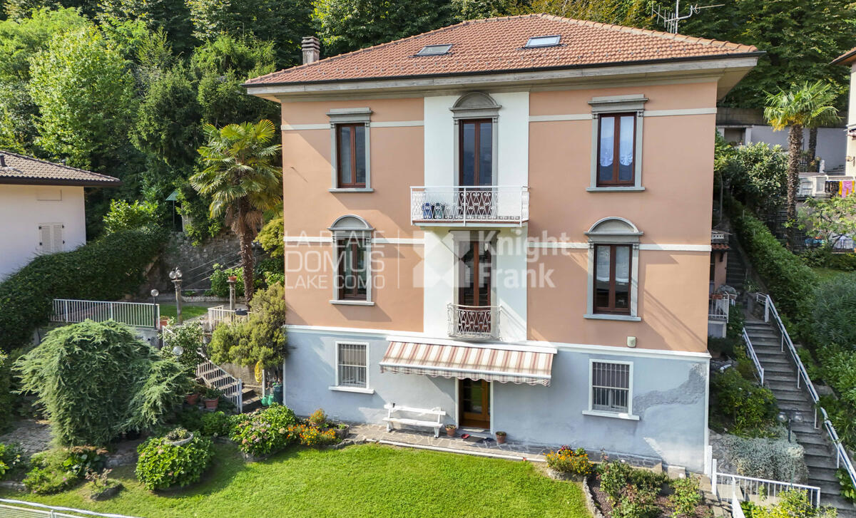 Villa indipendente con vista lago, giardino e garage